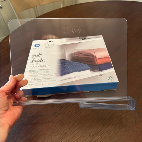 The Home Edit acrylic shelf divider - Picture 2 of 3